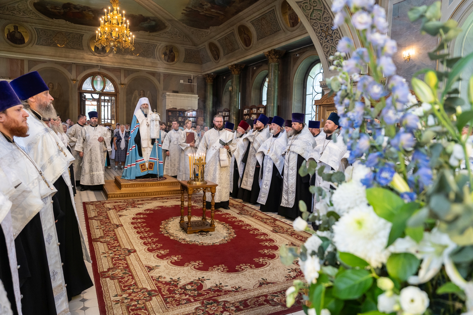 В Христорождественском кафедральном соборе Рязани почтили память митрополита Симона в 20‑ю годовщину его ...